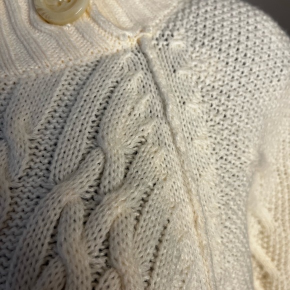 Chico’s Cream Colored Poncho with 3 Buttons!! - Picture 4 of 9